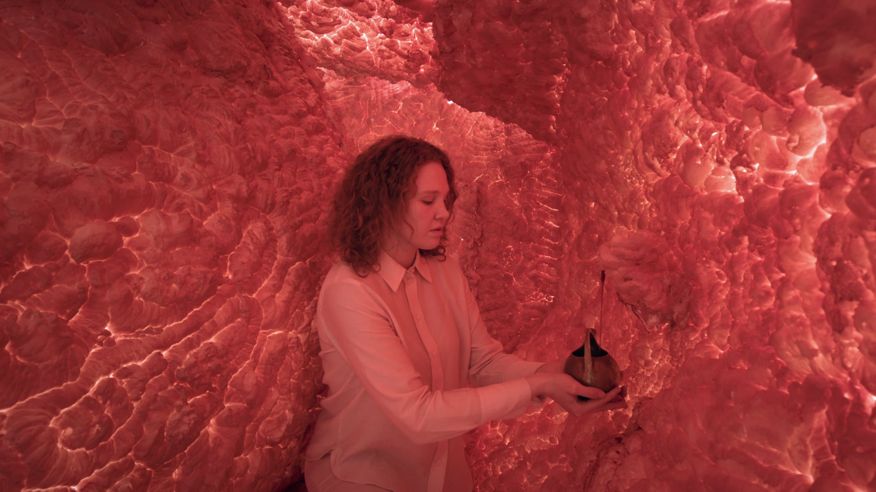 THE WOMAN WHOSE HEAD WAS AN ASTEROID