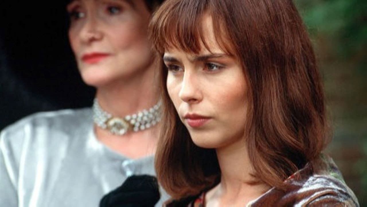 The Vacillations of Poppy Carew