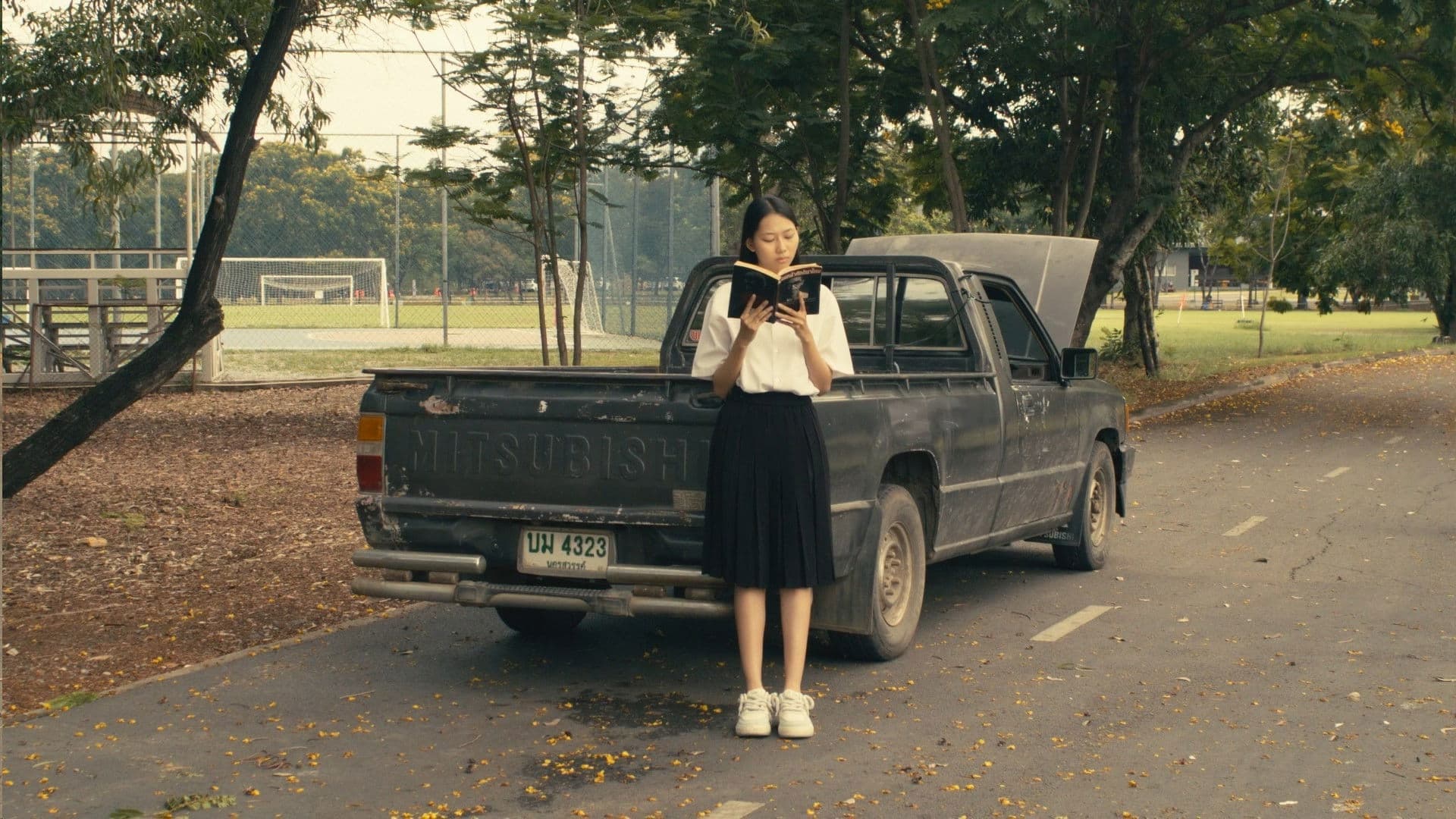 Dissolve to the Pastroad