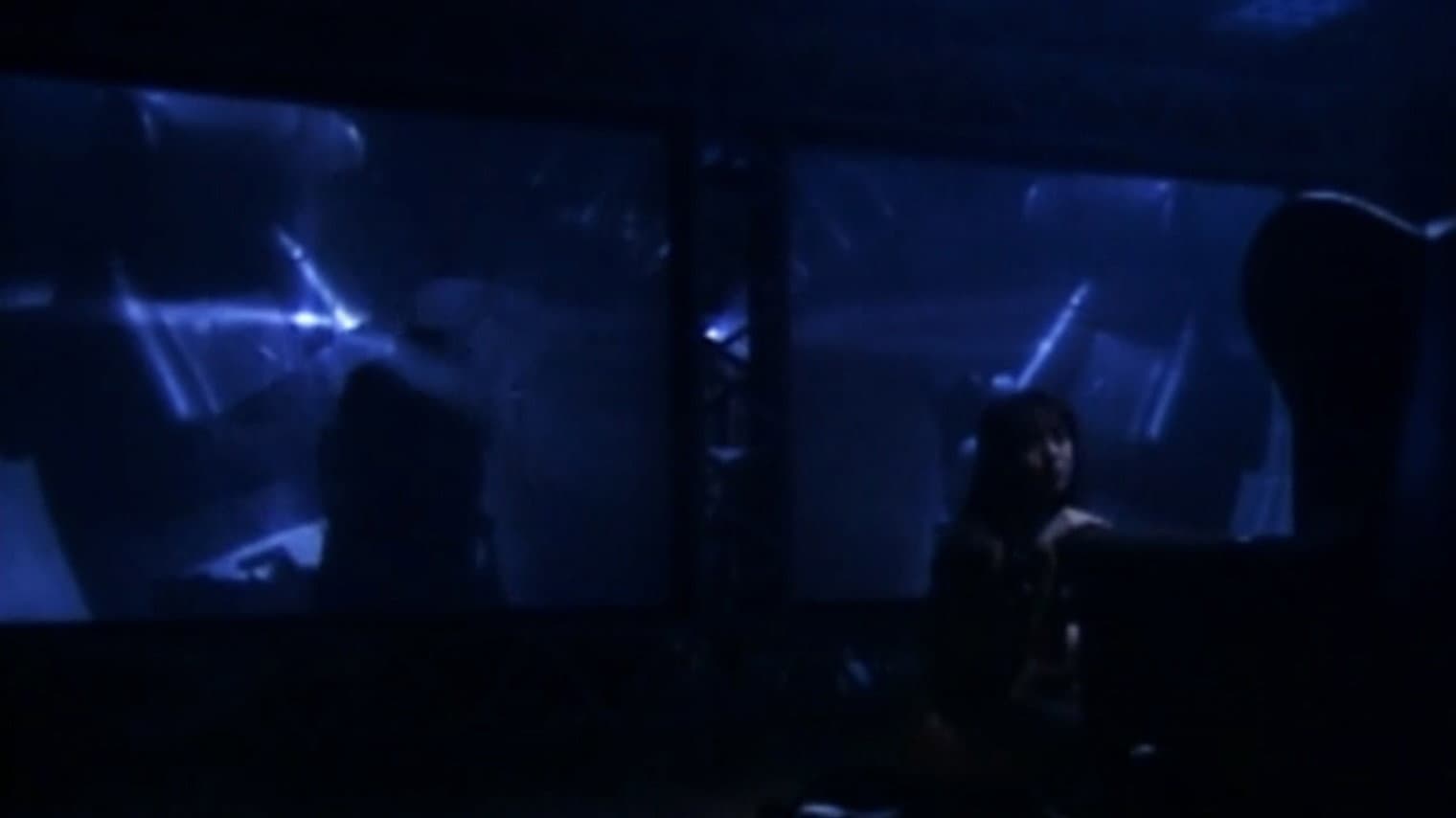 Keikoku! Nozoki ari.