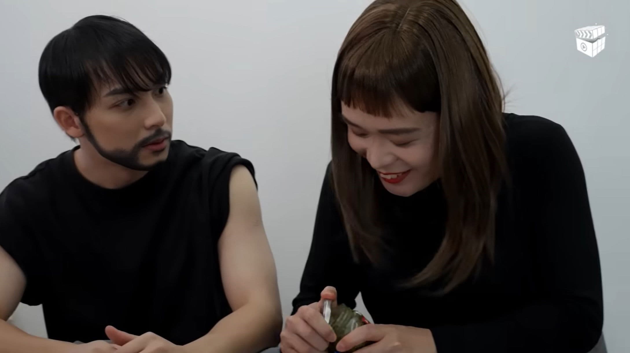 Bed Sister Is Coming