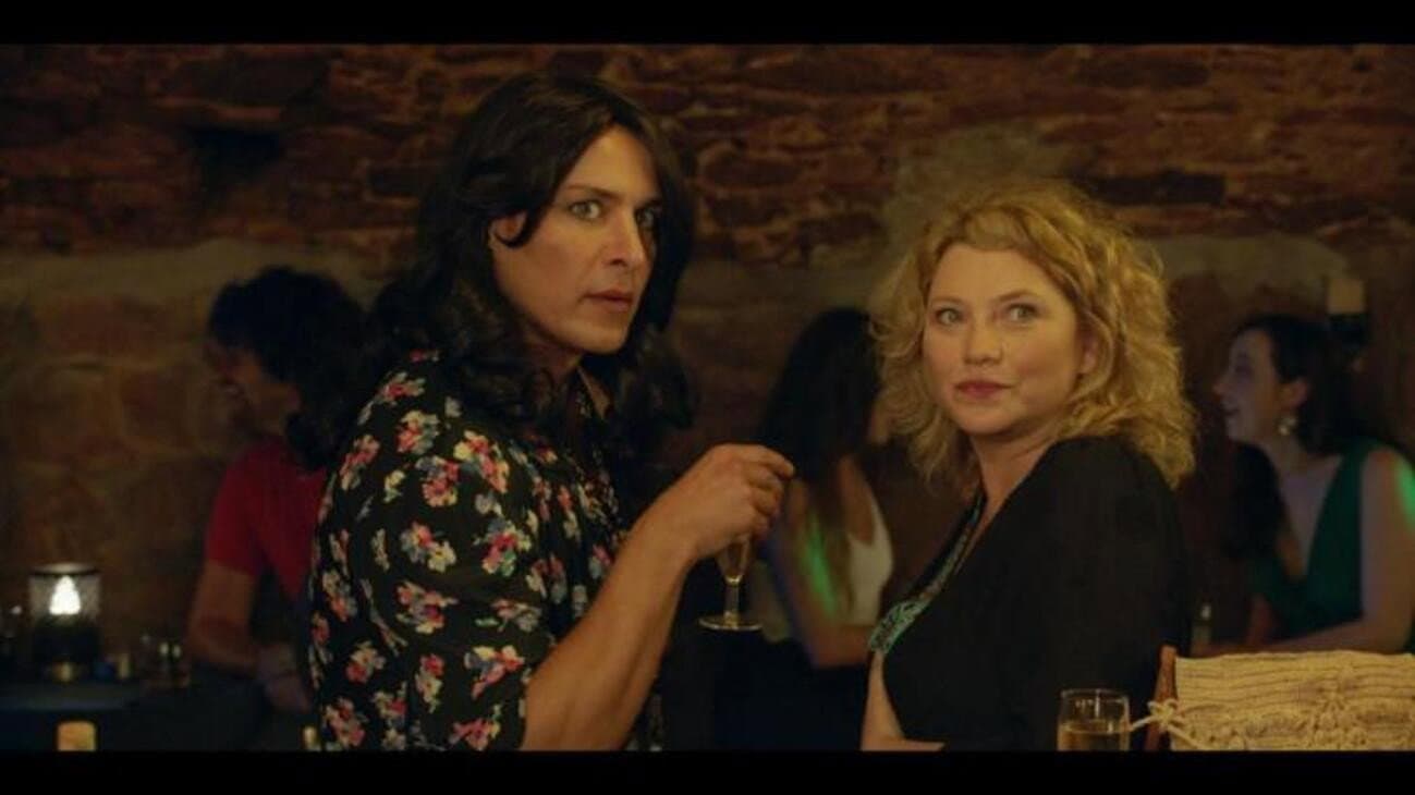 Candice Renoir - Chacun dirige l'eau vers son moulin