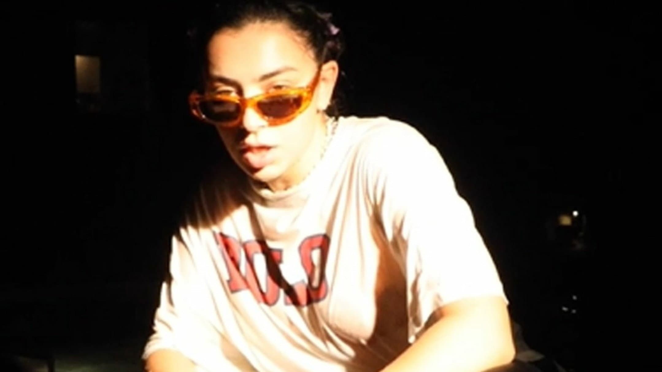 Charli XCX - Live at Appleville