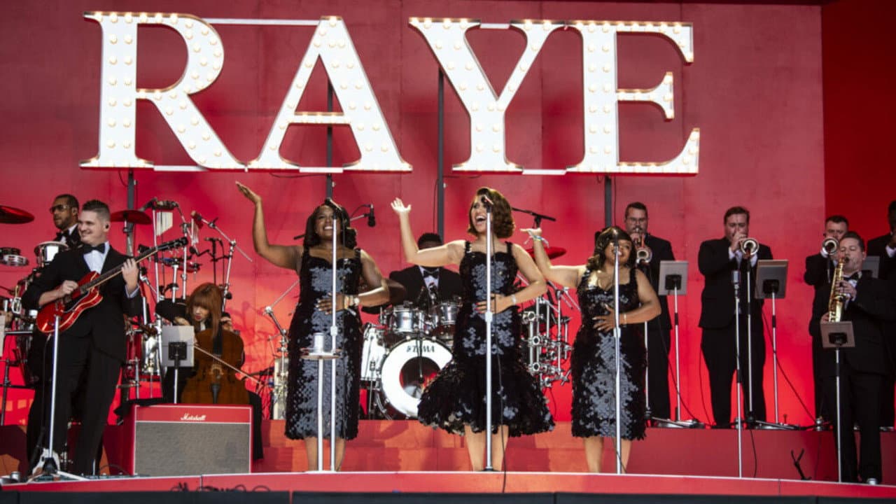 RAYE Live at Glastonbury