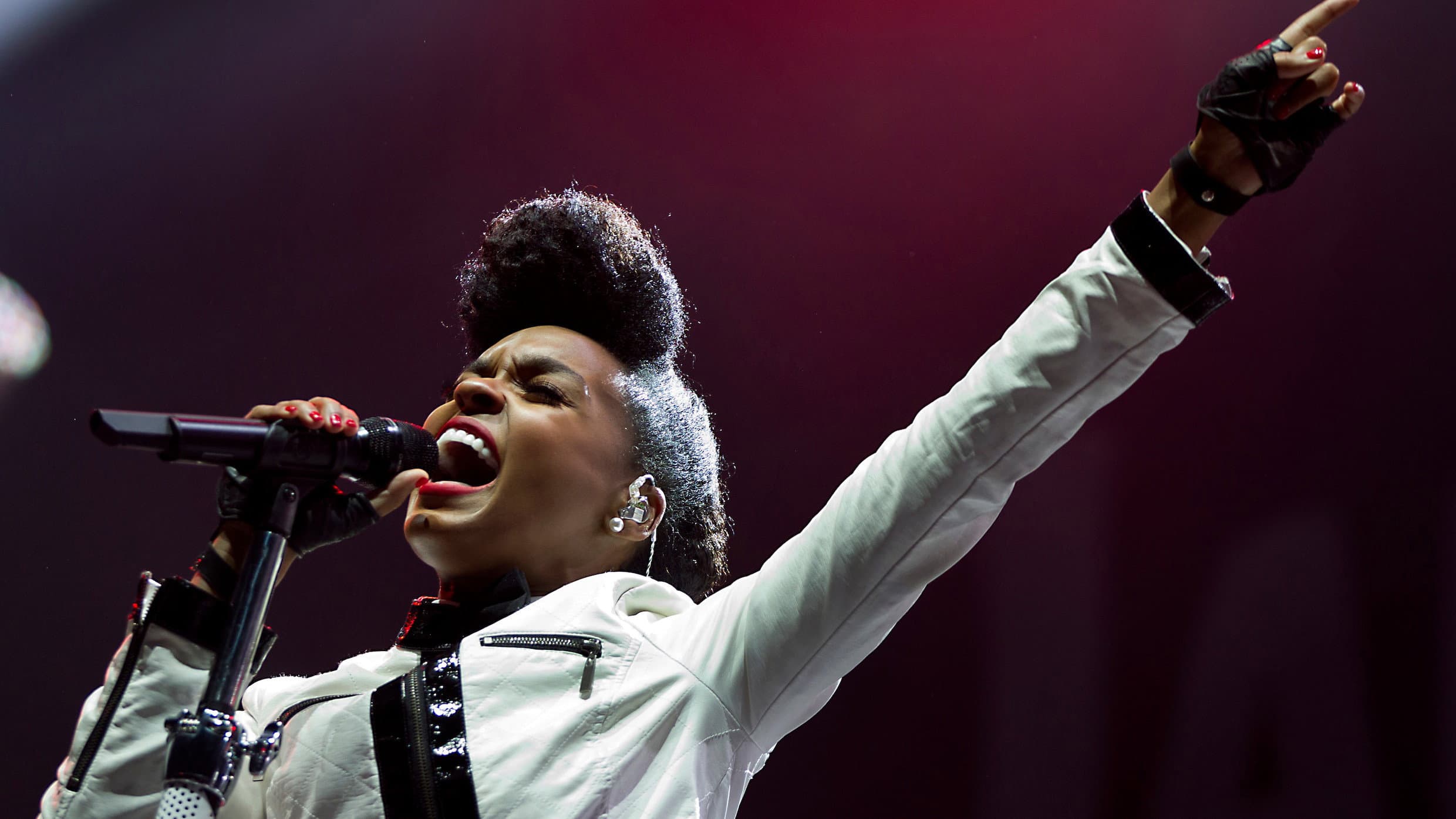 Janelle Monáe: Live at Lowlands 2014