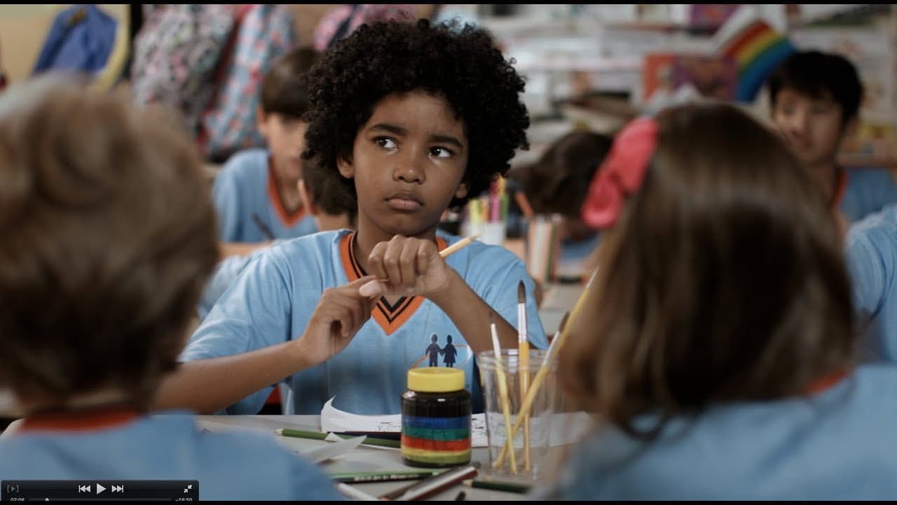 Dúdú e o Lápis Cor da Pele