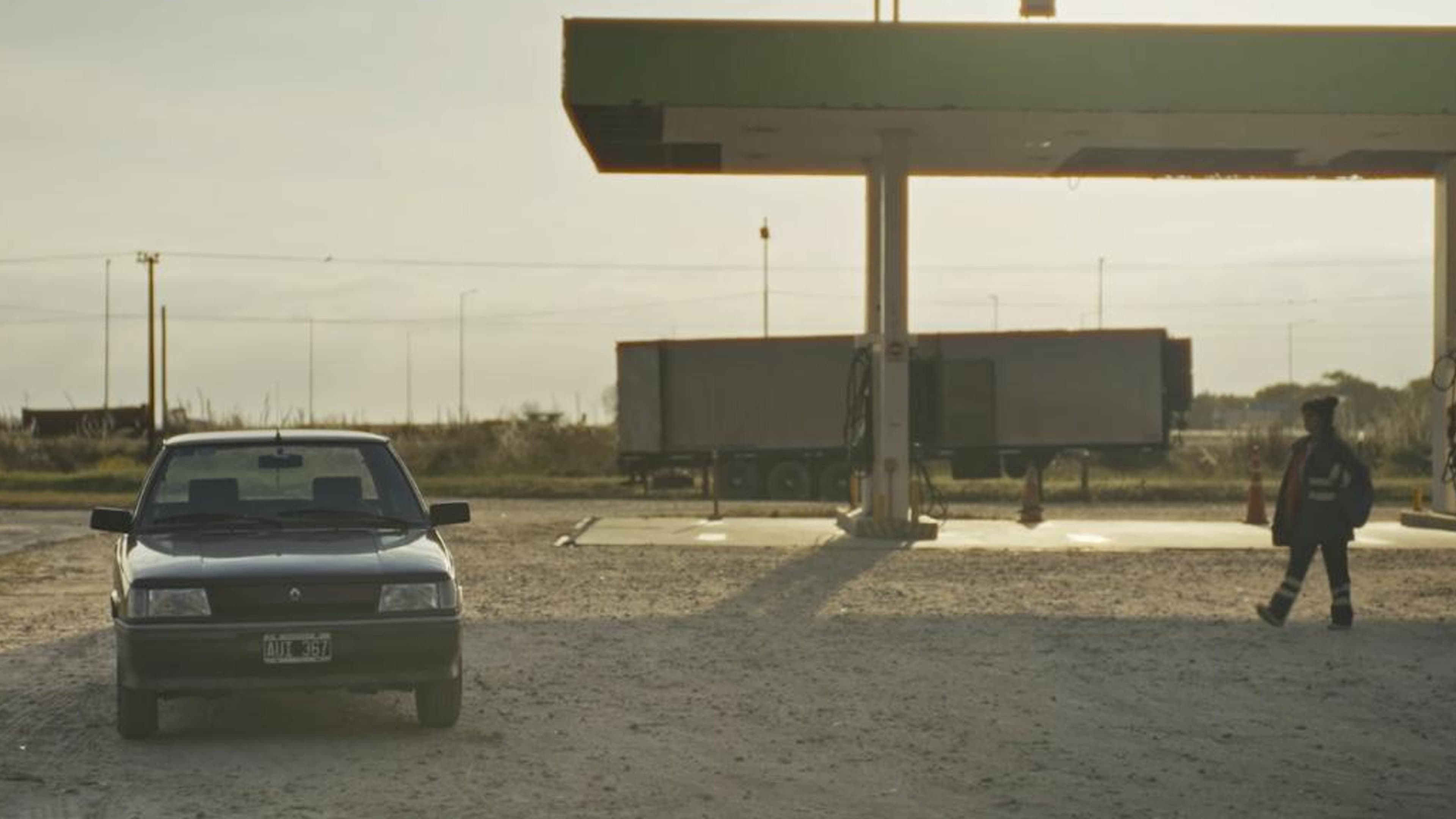 Una chica en la estación
