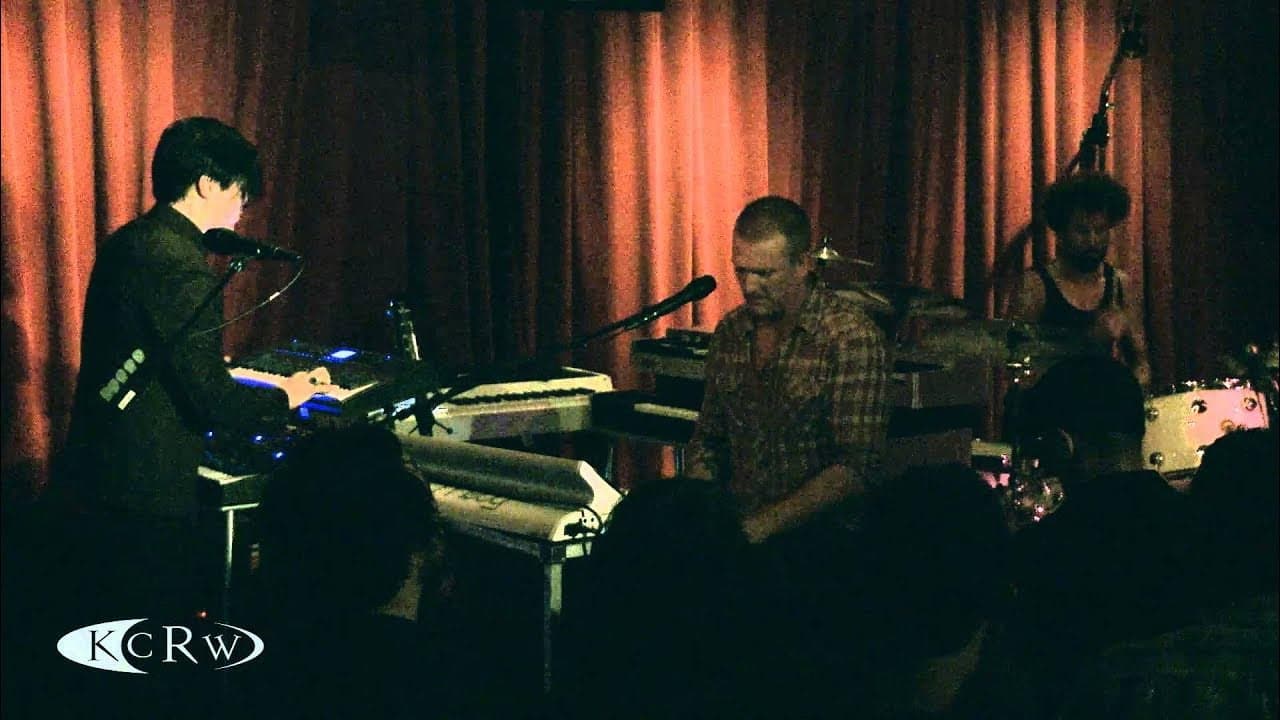 Queens of the Stone Age: KCRW 2013