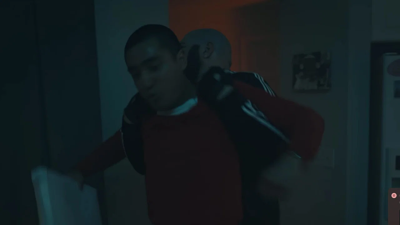 When the Pizza Delivery Guy Walks in on a Robbery